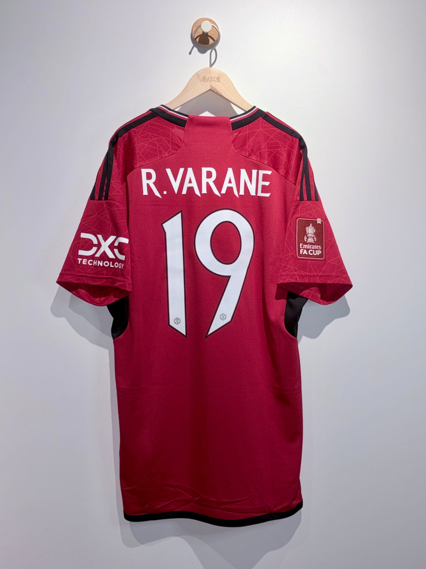 【代放】全新連牌曼聯2023/2024主場球衣足總杯決賽版【華拉尼】|BNWT Manchester United 2023/2024 Home Shirt FA Cup Final【Varane】