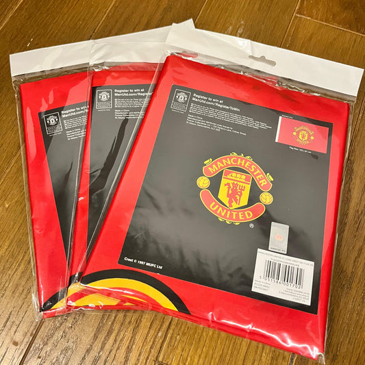 【現貨】曼聯官方會徽旗 | Manchester United Crest Flag