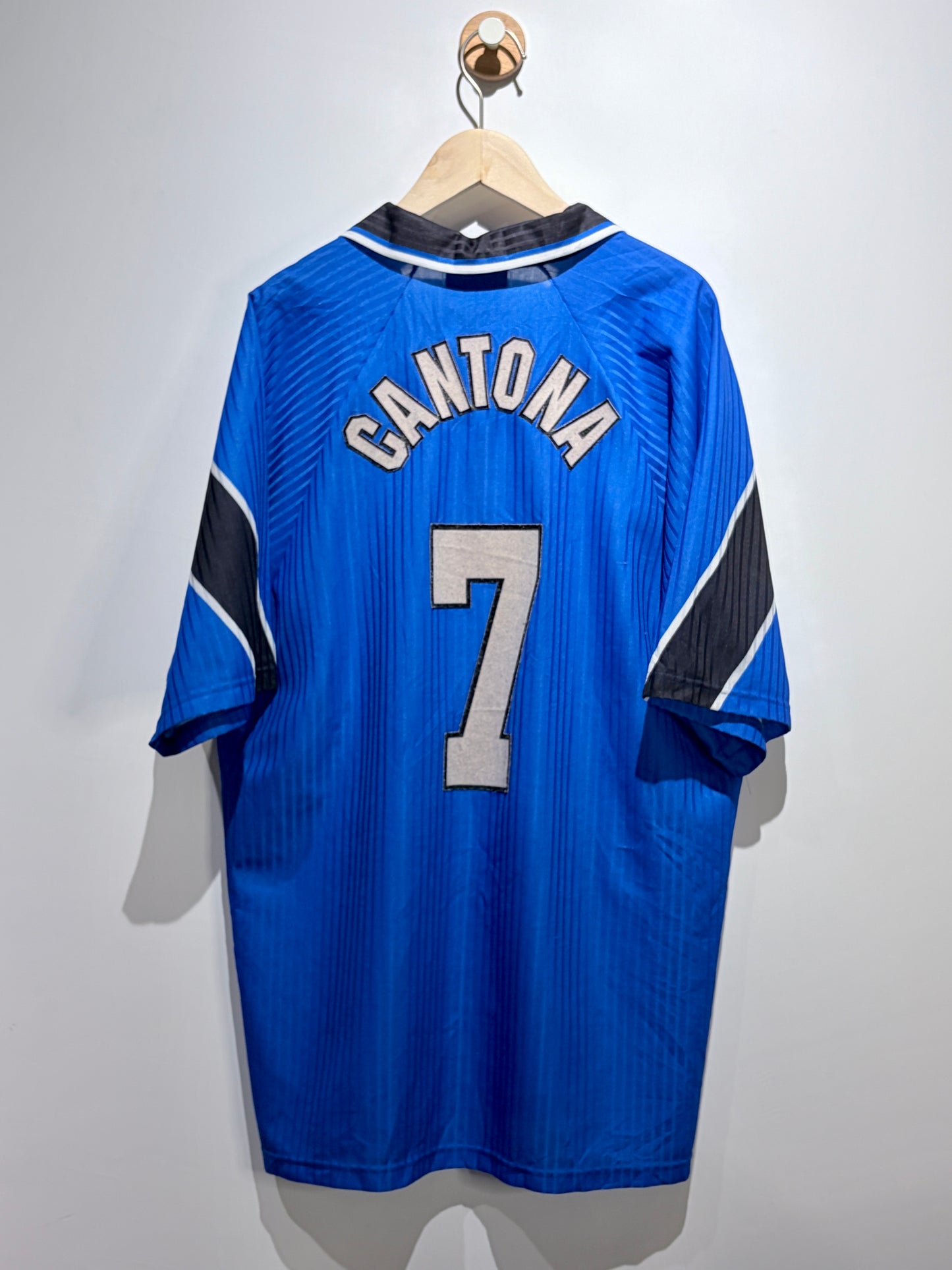 【復古】全新連牌曼聯1996/1998原年第三作客球衣【簡東拿】｜BNWT Manchester United Third Shirt【Cantona】1996/1998