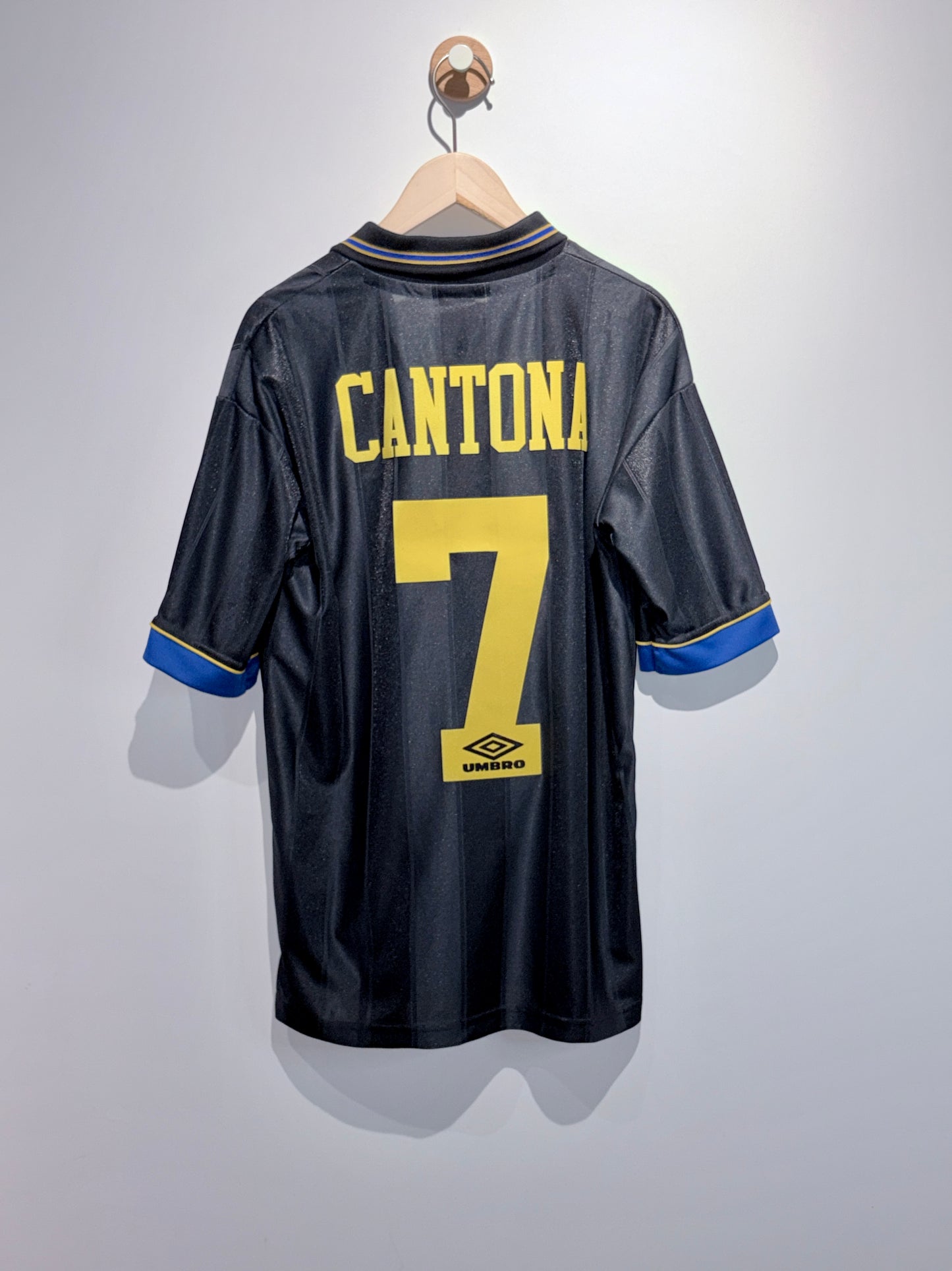 【復刻】曼聯1993-1995年經典復刻客場球衣【簡東拿】｜Manchester United 1993-1995 Originals Away Jersey【Cantona】
