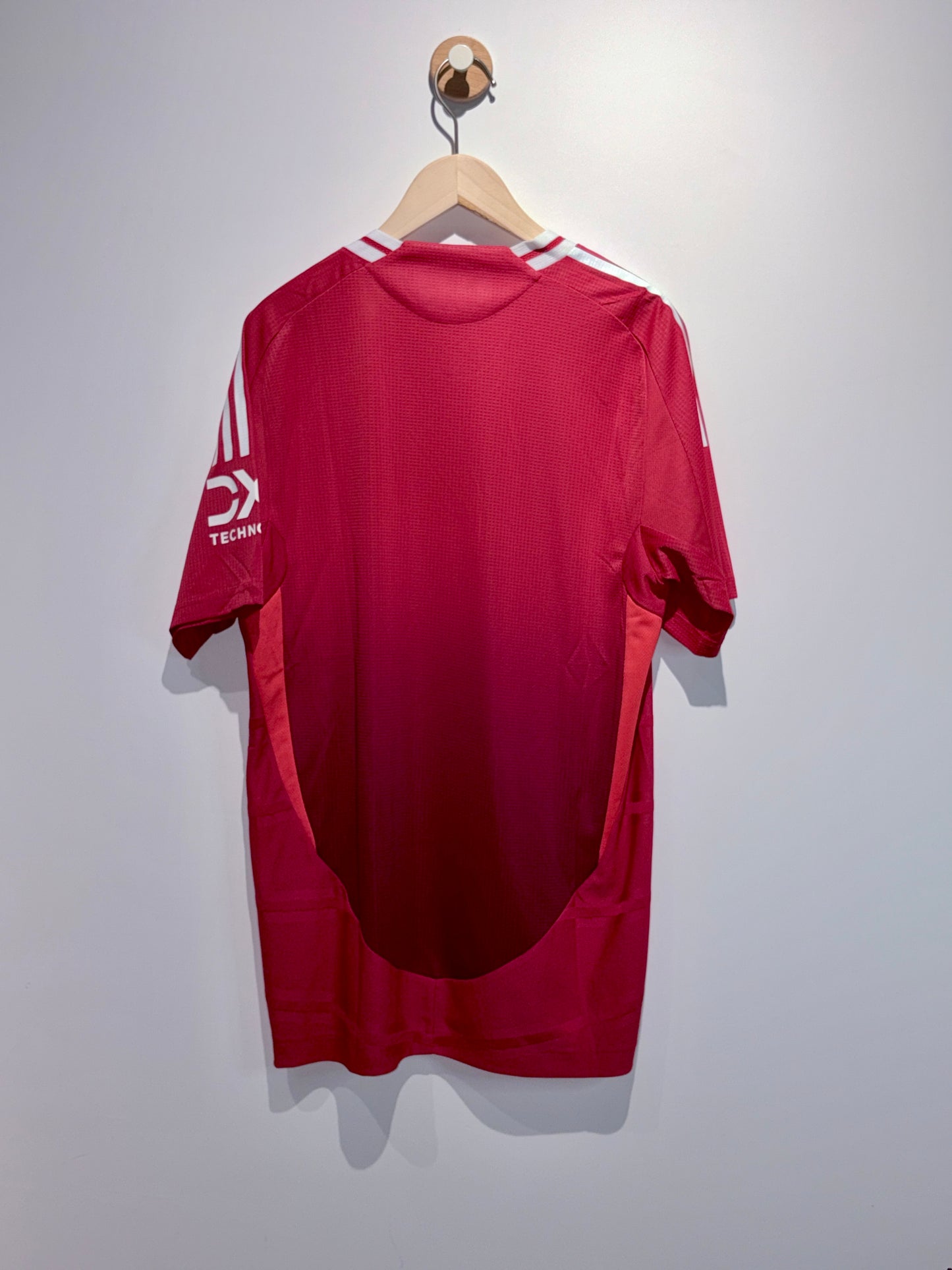 【代放】全新連牌曼聯2024/2025主場球衣更衣室球員版｜BNWT Manchester United 2024/2025 Home Shirt Player Issue Authentic