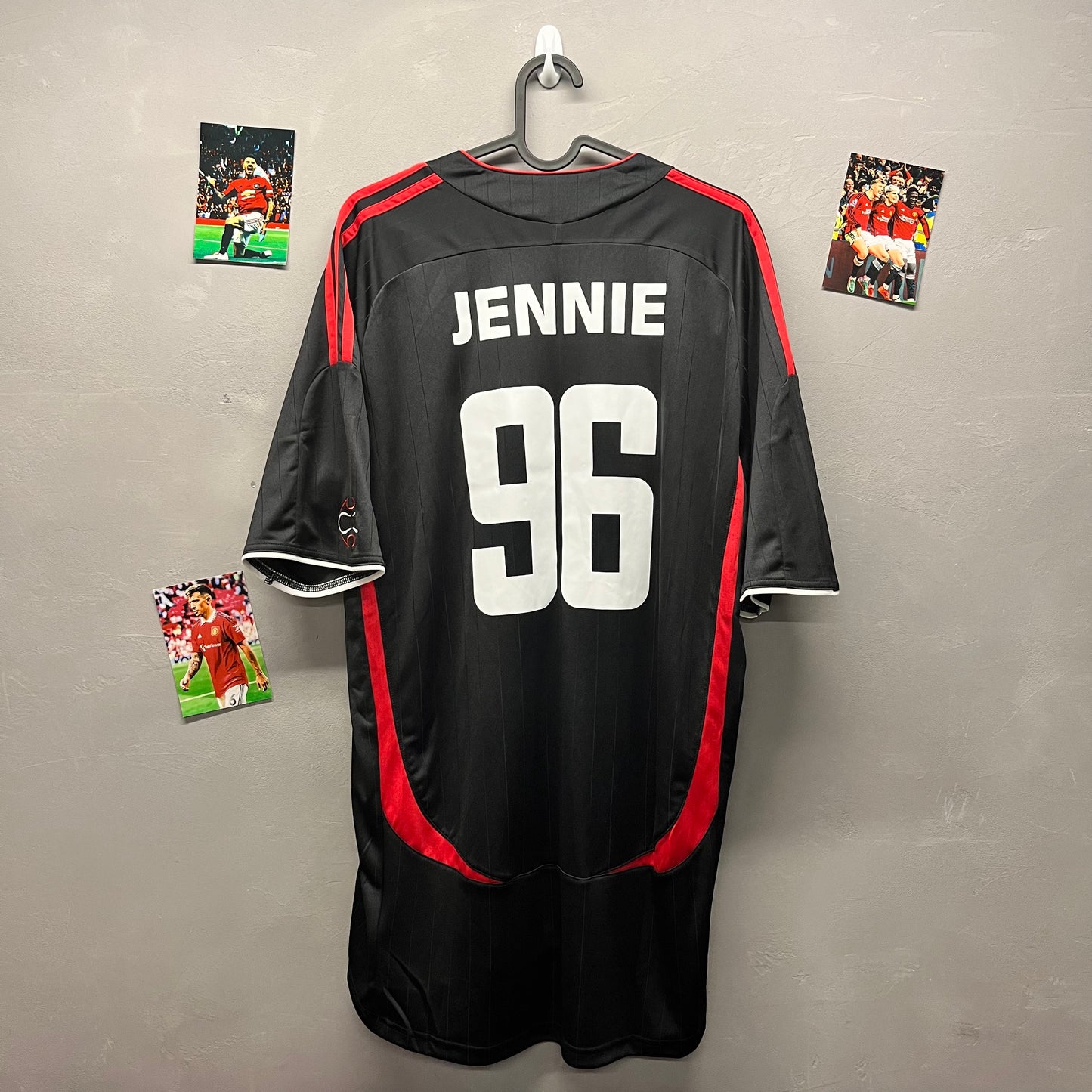 【現貨】曼聯Teamgeist JENNIE96 球衣 2021 | Manchester United Teamgeist JENNIE96 Jersey 2021