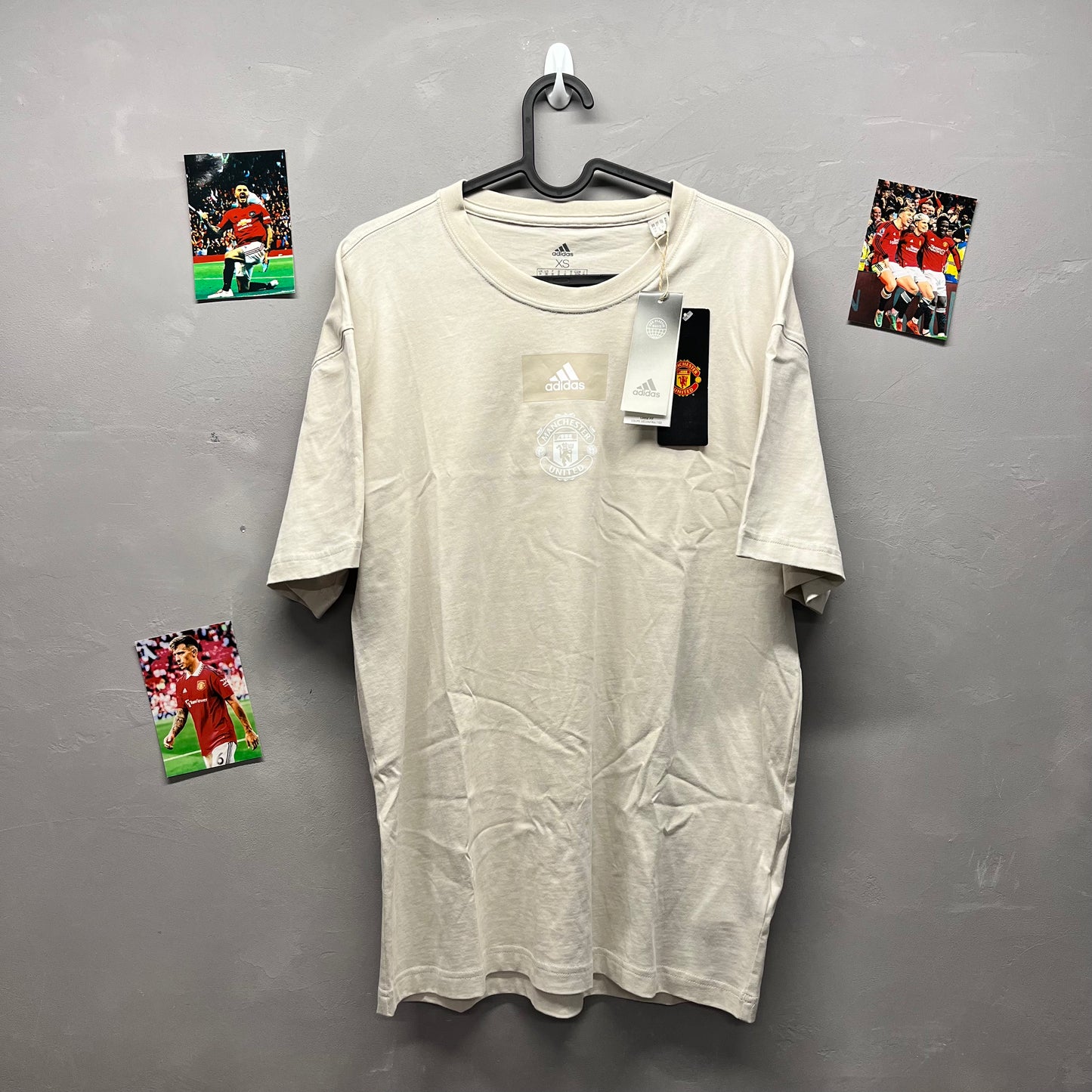 【現貨】曼聯官方鋁色TEE｜Manchester United Essentials Feel Vivid Drop Shoulder T-Shirt (aluminium)