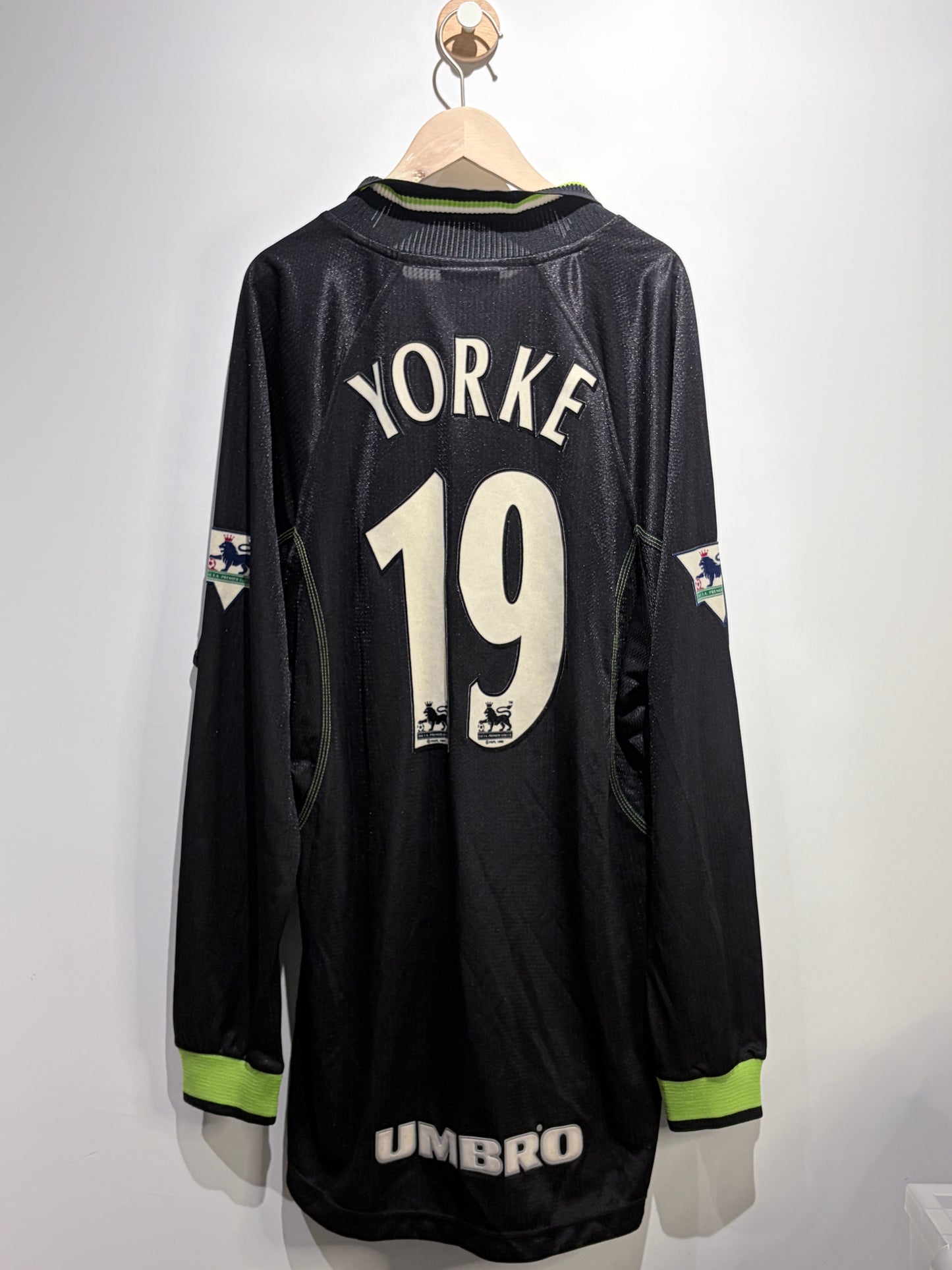 【復古】曼聯1998/1999原年第三作客球衣【約基】｜Manchester United Third Shirt【Yorke】1998/1999
