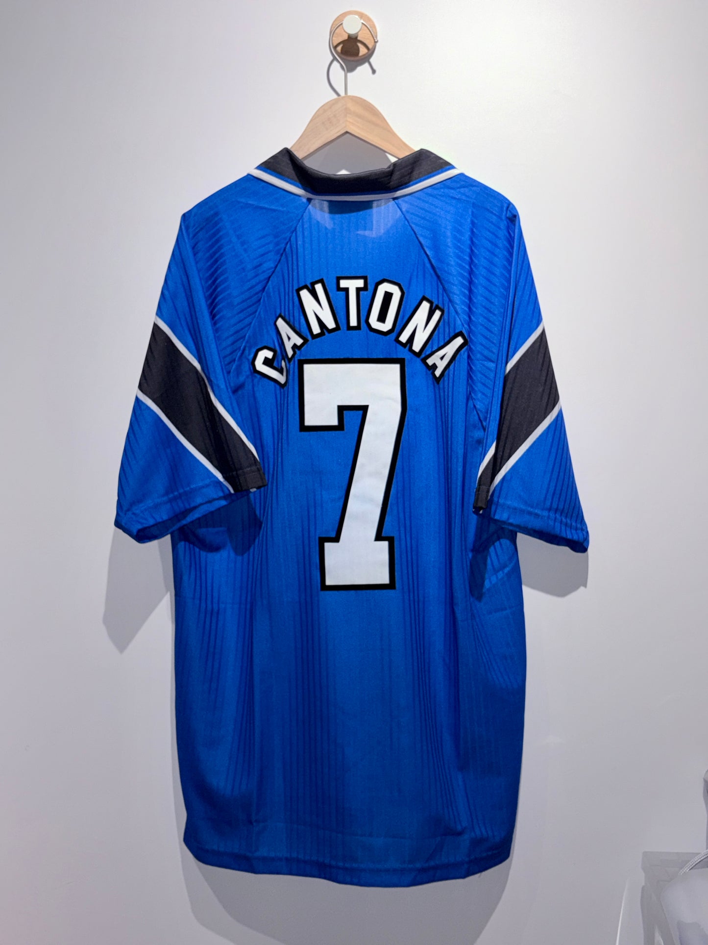 【復古】全新連牌曼聯1996/1998原年第三作客球衣【簡東拿】｜BNWT Manchester United Third Shirt【Cantona】1996/1998