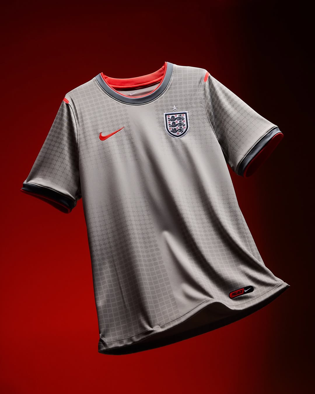 【世界盃】英格蘭 X PALACE 限量球衣 ｜Nike England x Palace 2026 Pre-Match Shirt